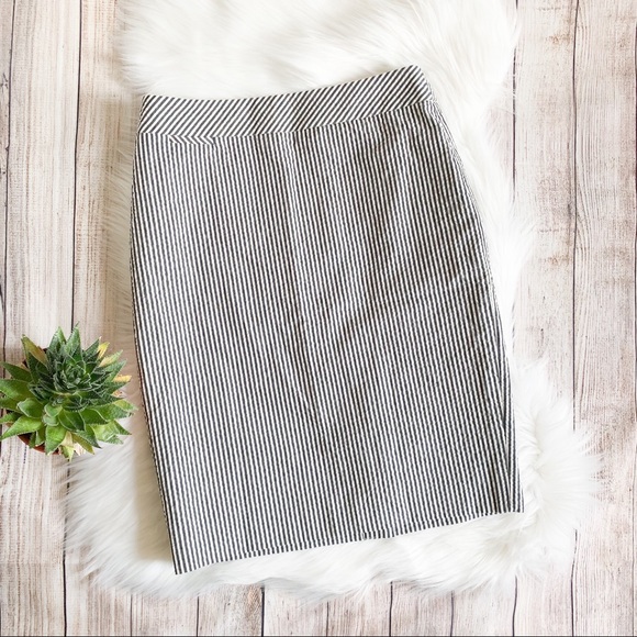 J. Crew Dresses & Skirts - J. Crew Striped Seersucker The Pencil Skirt